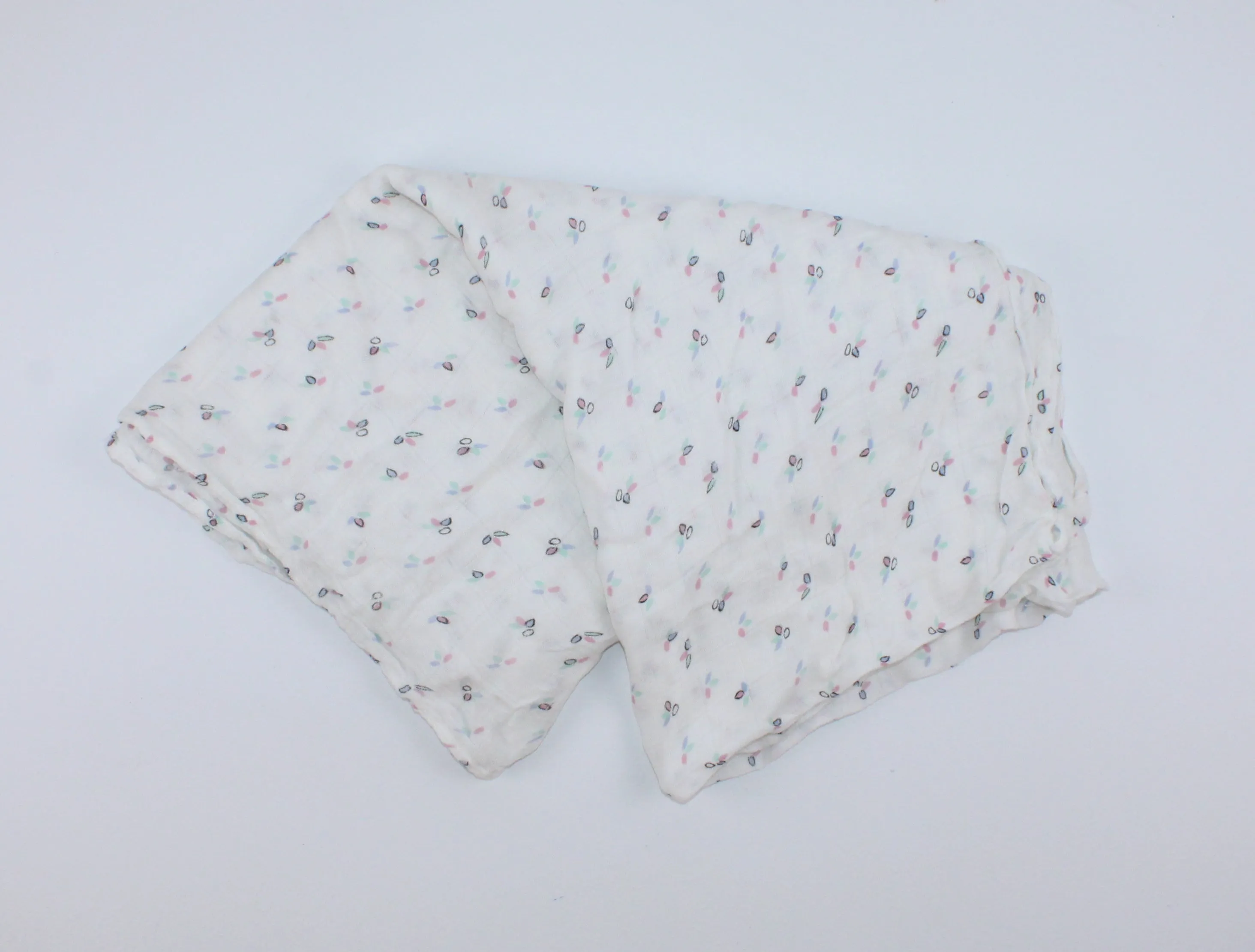 ADEN & ANAIS MUSLIN SWADDLE TINY CIRCLE FLORAL PRE-LOVED