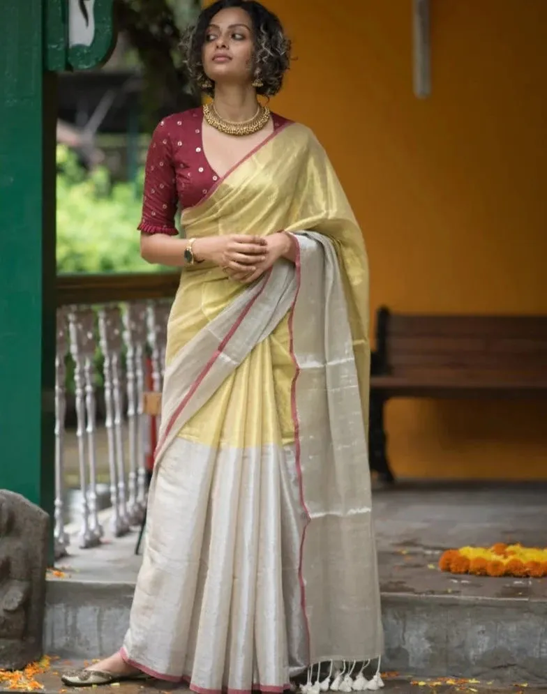 Exquisite Mul Cotton And Zari Saree